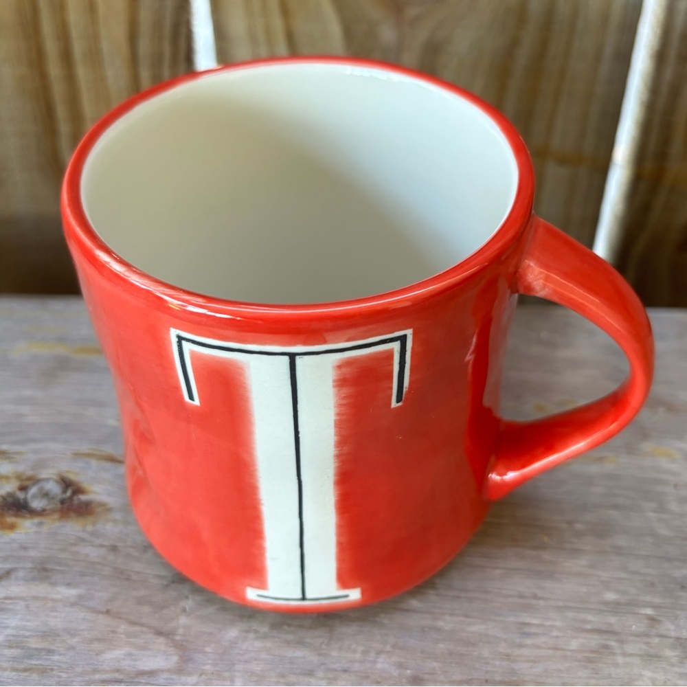 Anthropologie Hand Painted Red Monogram Coffee Mug Initial “T” Size 16oz